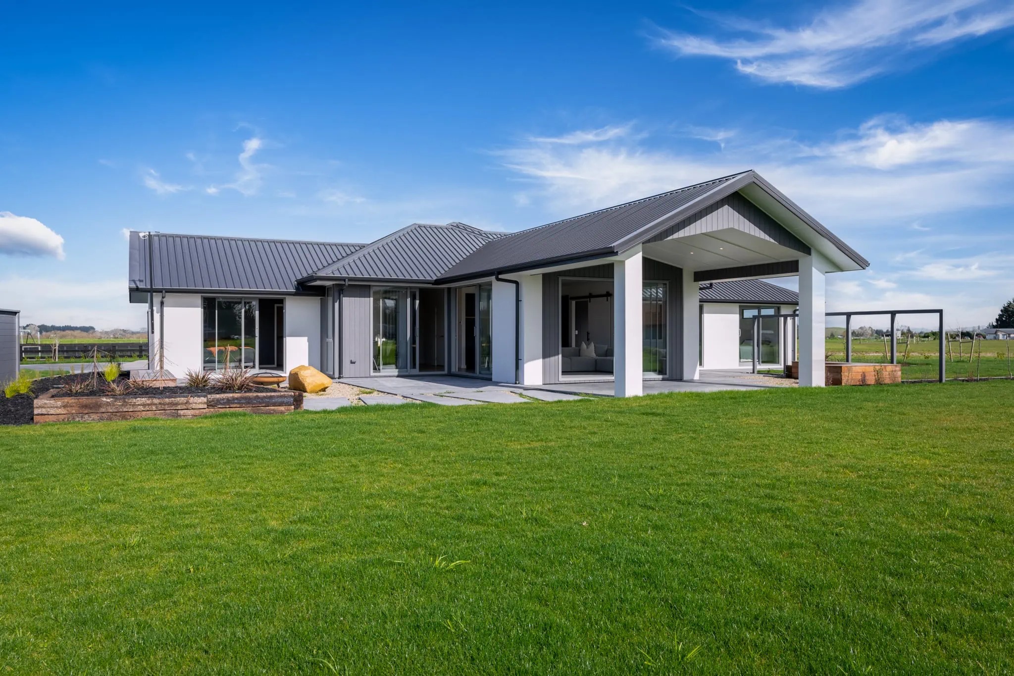 Sherwin build, wide elevation