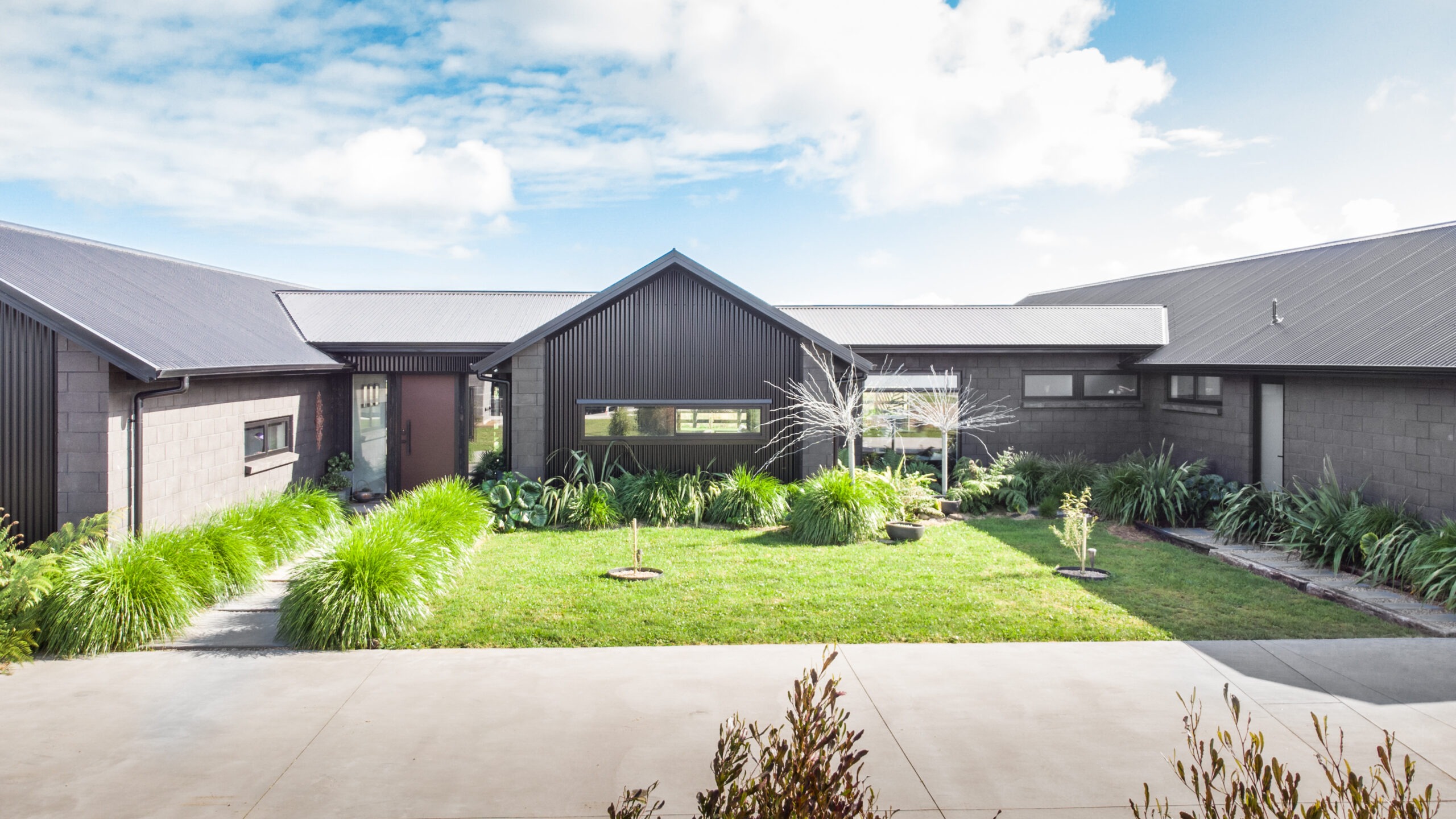 Verran build, longrun roofing job